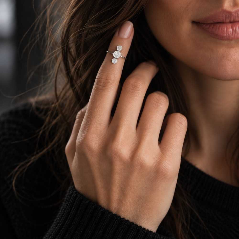 Bague phalange longue en argent 925 pour femme suisse, fait main à Yverdon dans le canton de vaud
