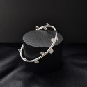 Bracelet rigide en argent 925 fait main en Suisse à Yverdon, collection Aphaïa